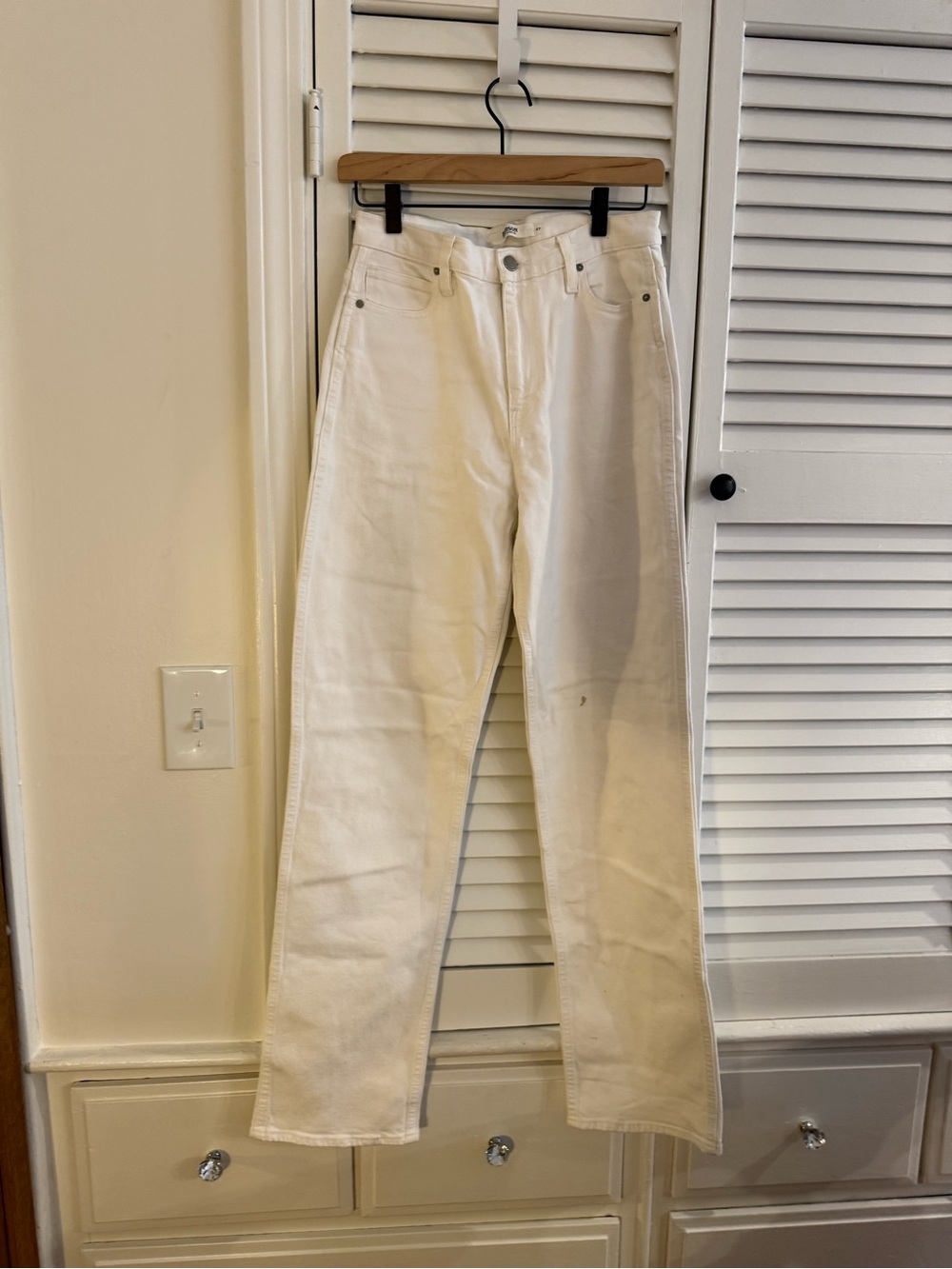 Hudson White Mid to High-Rise Straight Leg Jeans | Size: 27